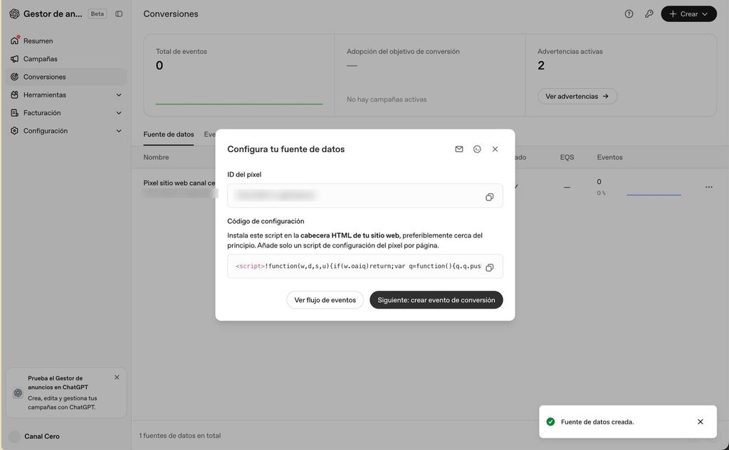 Ventana con el ID del píxel y el código de configuración base de ChatGPT Ads